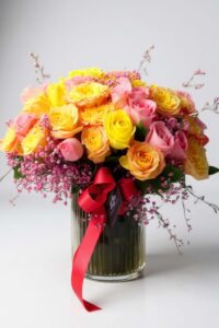 30 ROSES -FREE DELIVERY-TUTTI FRUTTI SURPRISE LARGE -FREE VASE !-OVER FLOWING WITH COLOUR - DAZZLES