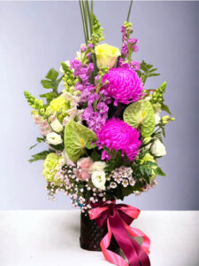 LUMIBLOOMS- bright -BOTH INCLUDED LOVELY CUT GLASS VASE AND FLOWERS